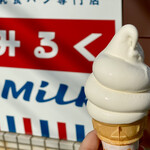 牛乳食パン専門店 みるく - 