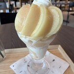 モリコーネ - 桃パフェ