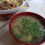 お食事処江戸一 - 他人丼と味噌汁