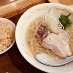 貝出汁らぁ麺 みぎわ - 