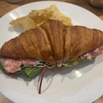 French Press MAEBASHI - クロワッサンサンド（サラミ）800円！