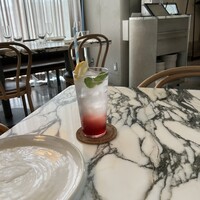 THE APOLLO - ラズベリーテイストのノンアルカクテルも美味しい♡