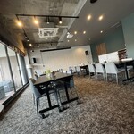 Life's Lounge cafe - レンタルスペース　この日はカフェとしてお客さんが食事していました