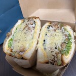 美瑛小麦の食パン専門店つばめパン&Milk - 