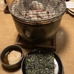 炉ばた 魚竹 - お通しの帆立