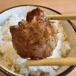 泡系しおとんこつラーメン べらしお 総本店 - 