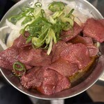 鶏焼肉大衆酒場 ニューアニー - 