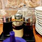 中華飯店てんじく - 卓上調味料