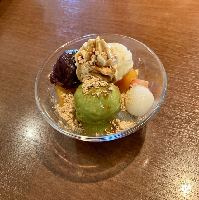 SWEETS CAFE TOSKACHINA