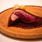 カンテサンス - ・恵鴨 / スナップエンドウのフリット / 赤ワインのソース