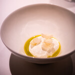 カンテサンス - ・ヤギのミルクのババロア