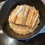 炭火鉄板焼　杜季 - 穴子の釜炊きご飯