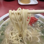 とんとん - 紅しょうがも載せて麺リフト(^^♪