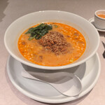 中国飯店 富麗華 - 担々麺