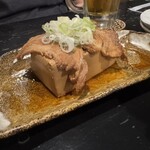 らーめん竹三 - チャーシューがのっています