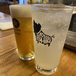 もつ焼き いしん - ビールと生グレープフルーツサワー