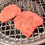 焼肉ホルモン はねいし - 