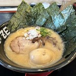 麺や ZEっ豚 - 料理写真:白とんこつ　味玉海苔