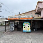 ピネキ - 外観。