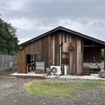 おふくろ - 店主さん自ら作り上げた店舗。素敵！