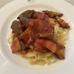 ＰＡＳＴＡ　ＦＲＥＳＣＡ - ナスとベーコンのトマトパスタ