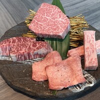 近江うし焼肉 にくTATSU 日本橋室町店 - 