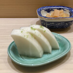 兄弟寿し - 箸休め