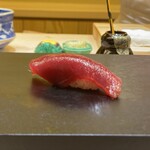 兄弟寿し - まぐろ赤身