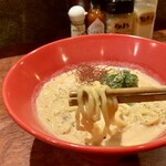 海鮮チーズ麺 とろり - 麺