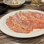 焼肉 ジャンボ - 豚トロ七味焼き