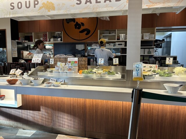 山かつ 空港店 （やまかつ） - 教会前/とんかつ | 食べログ