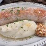 Beer Gourmand - 台湾風のスパイスソーセージもビールに合います