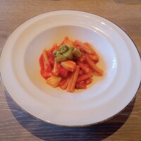 スミレオオサカ - 魚介のトマトソース!!