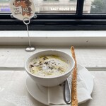 London Bagel Museum Anguk - 