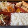 ファミリーレストラン こめや - から揚げ弁当(から揚げ、イカリング、揚げ焼売、牛コロ肉、サラダ、漬物、味噌汁)