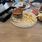 BULL's BURGER （ブルズ バーガー） - 津新町/ハンバーガー