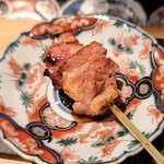 焼鳥しん - ふくらはぎ（にんにくタレ、甘くない）