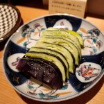 焼鳥しん - 水茄子の刺身、オリーブオイルと塩