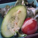 ウニツウmasa - ◆海鮮バラちらし 
      　1,400円（税込）
      　帆立・鯛・本鮪・トビッコ・サーモン・雲丹