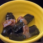 ウニツウmasa - ◆海鮮バラちらし 
      　1,400円（税込）
      　帆立・鯛・本鮪・トビッコ・サーモン・雲丹