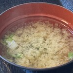 ウニツウmasa - ◆海鮮バラちらし 
      　1,400円（税込）
      　帆立・鯛・本鮪・トビッコ・サーモン・雲丹