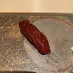 鮨 銀座 おのでら - マグロのヅケ