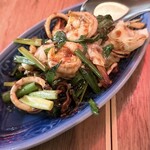 旅人シェフのタイ食堂 KHAO - パットキーマオタレー(1,180円)