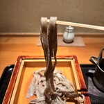 玉笑 - 平打ちの蕎麦