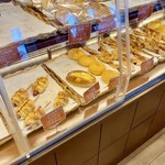 Nagie - パンのショーケース