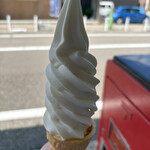 島津福寿堂 - ソフトクリーム　ふつうサイズ　仁助どん