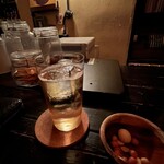 ノー ルーム フォー スクエアーズ - 