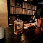 ノー ルーム フォー スクエアーズ - 