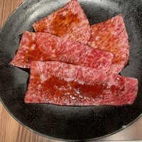 焼肉うしごろ 新宿三丁目店 - 