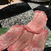 近江うし焼肉 にくTATSU 渋谷店 - 